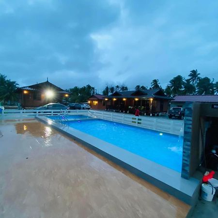 Tts Staycation Chalet Kampung Penarik Exterior foto